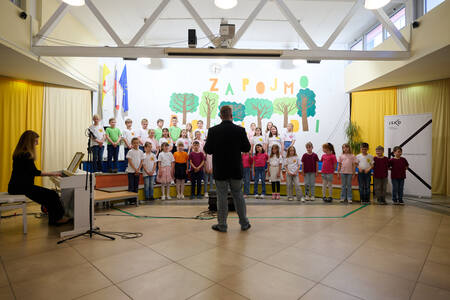 079_revija otroških zborov I.dan 26